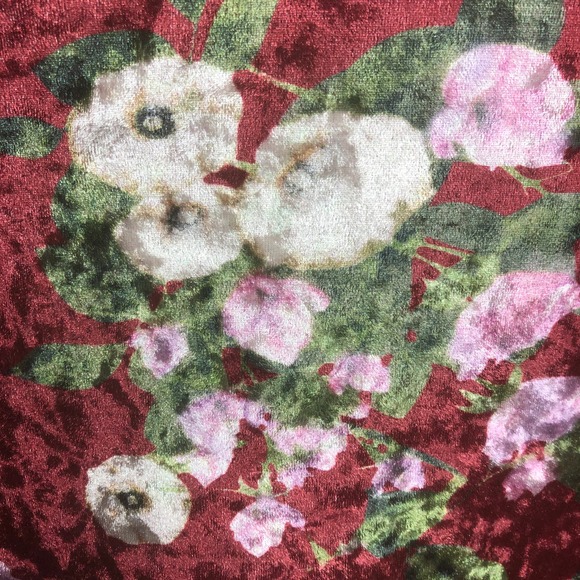 Loveriche Wine Mix Floral Velvet Dress - Size Medium - Picture 8 of 13